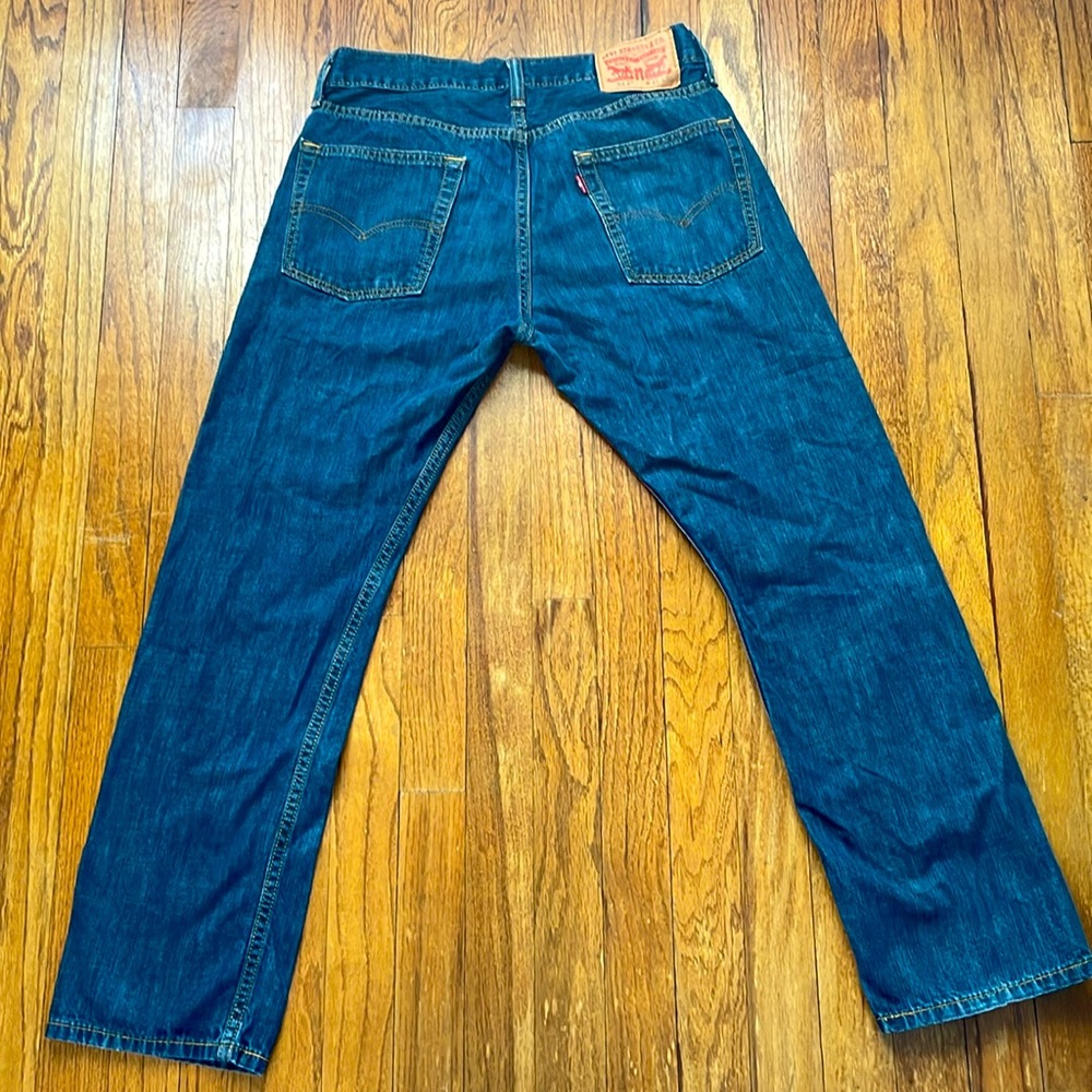 Levi’s slim straight jeans. Style 513. Blue. W31 L 30